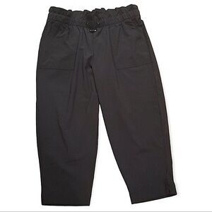 T by Talbots Medium Petite Cropped Navy Paperbag Waist Active Pants